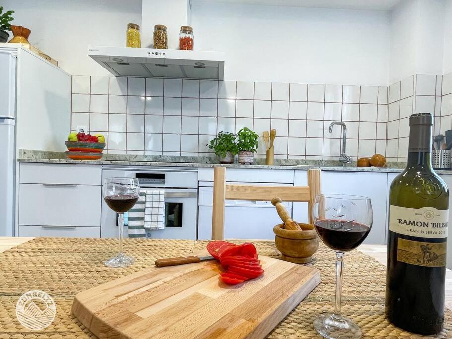 Casa Zunbeltz De 3 Habitaciones En Plena Montana Lezaun Ngoại thất bức ảnh
